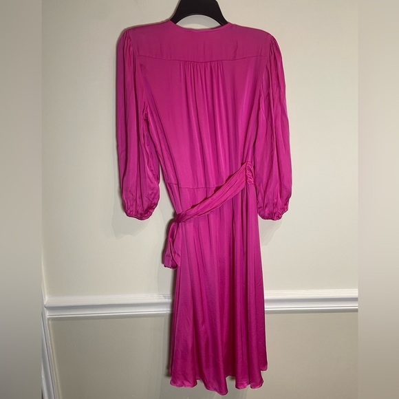 Soaked in Luxury SLEline Wrap Dress in Fuchsia Fedora Size Small - Picture 7 of 9